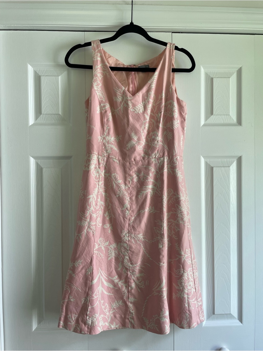 Ann Taylor Pink Sleeveless Floral Midi Dress
